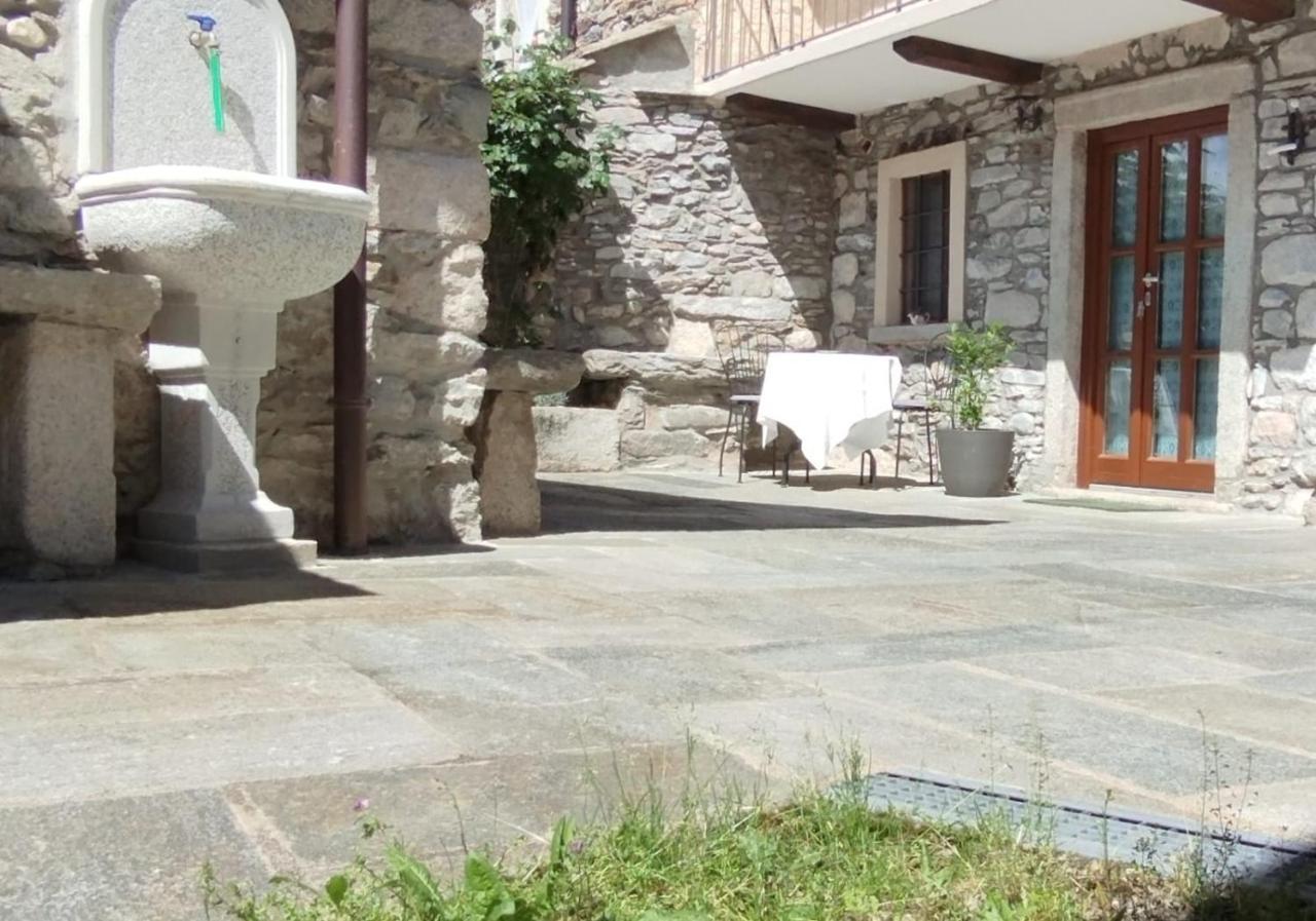 Casa Elisa Affittacamere Armeno Buitenkant foto